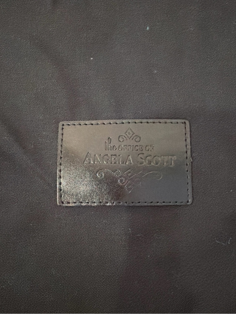 Never worn Office of Angela Scott Dark Brown Suede Wingtip Lace-Up Boots size 5 - Picture 7 of 7